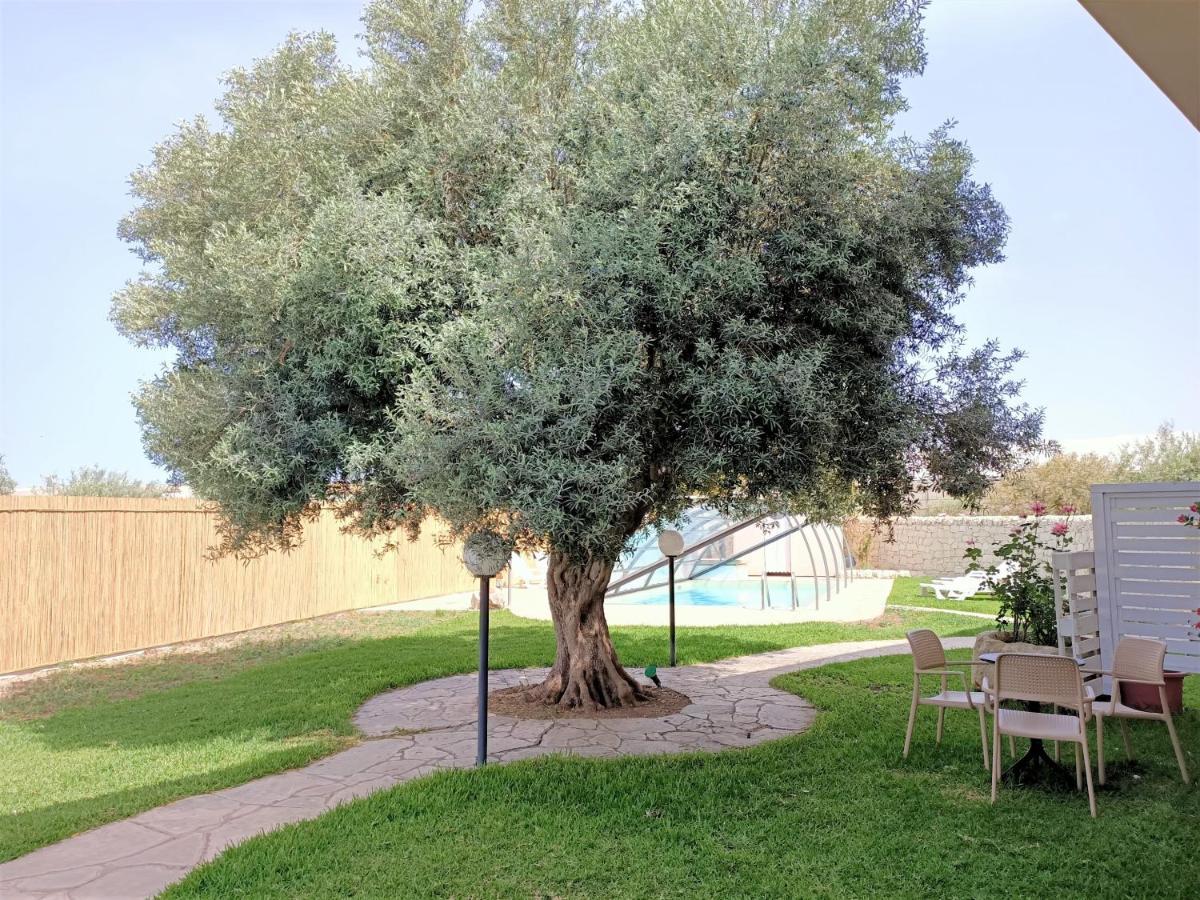 La Lantana Villa Marina di Ragusa Exterior photo